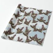 Papier Cadeau paillettes enneigées, cônes de pin (Déroulé)