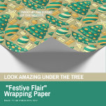 Papier Cadeau Papier à enveloppement "Festive"<br><div class="desc">Donnez à vos cadeaux une touche moderne et fraîche avec notre papier d'emballage "Festive Flair". Ce design unique présente un mélange éclatant d'arbres stylisés, d'ornements ludiques et d'étoiles géométriques dans une palette de couleurs audacieuse. C’est la façon idéale d’ajouter une touche de plaisir et de personnalité à tout cadeau, en...</div>