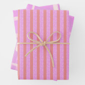 Papier cadeau papier à envelopper à ruban rose (En situation)
