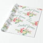 Papier Cadeau Papier d'emballage de fleurs vintages de Fête de<br><div class="desc">Ce papier d'emballage de belle,  vintage,  florale douche nuptiale captivera la jeune mariée quand elle voit son nom éclaboussé à travers le papier.</div>