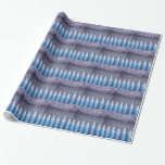 Papier Cadeau Papier d'emballage de Hanoukka Menorah de fenêtre<br><div class="desc">Introduisez les belles lumières de Hanoukka dans la saison d'hiver avec cette enveloppe de cadeau originale de conception. Elle décrit les bougies de vacances rougeoyer placé sur un Chanukkah Menorah, brillant par une fenêtre sur un paysage extérieur neigeux d'hiver. Enveloppez vos cadeaux avec le bel art. Si vous appelez les...</div>