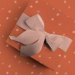 Papier Cadeau Papier Motif Cherry Red Star<br><div class="desc">Un motif amusant et festif avec des étoiles rose poussière sur un arrière - plan rouge cerise. Plusieurs options de couleurs et des étiquettes de cadeaux de coordination sont également disponibles dans la suite complète "Souhaitez-vous un joyeux Noël"!</div>
