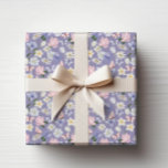 Papier Cadeau Papillon pourpre<br><div class="desc">Ajoutez une touche spéciale à vos cadeaux avec notre papier d'emballage, avec un motif fantaisiste de fleurs pastel et de papillons sur fond de violet foncé. Ce superbe papier d'emballage est parfait pour coordonner les cadeaux qui ont l'air aussi charmant et réfléchi que la célébration.</div>