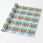 Papier Cadeau Peace Love Football Custom Christmas<br><div class="desc">Peace Love Football. Papier d'emballage bleu de Noël personnalisé pour un joueur de football ou un entraîneur. Ce motif sportif cool est vert,  rouge et bleu avec la balle au centre.</div>