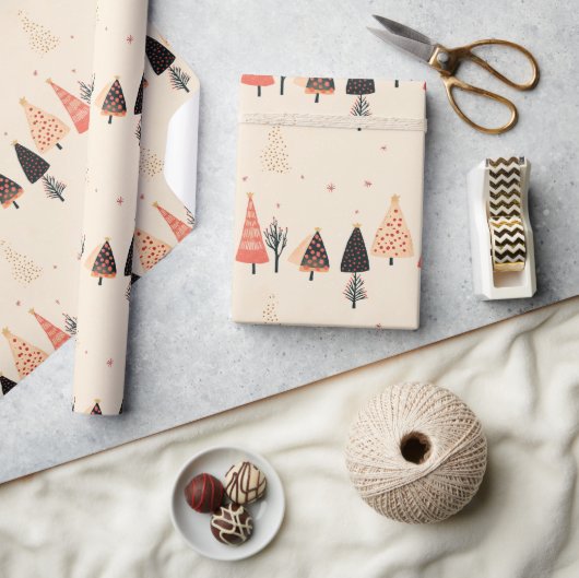 Papier Cadeau Peach, Black Polka Dot Trees with Snowflakes (Artisanat)