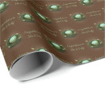 Papier Cadeau Petit nid d'oiseaux avec Oeuf Bleu Speckled Brown<br><div class="desc">Cette version à demi-échelle du papier d'emballage de nid d'oiseau de Mozartini pour des boîtes-cadeaux plus petites. Le nid d'oiseau dans ce motif mesure environ 2, 5 pouces de large et l'oeuf moucheté bleu mesure un peu plus de 1/2 pouces de long. Écrivez jusqu'à 5 lignes de texte personnalisé pour...</div>