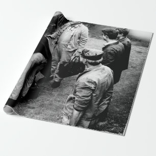 PAPIER CADEAU PHOTO GRAYSCALE D'HOMMES À BESOIN DU TRAIN 60163