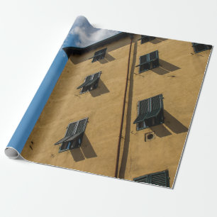 PAPIER CADEAU PHOTOGRAPHIE À FAIBLE ANGLE DE LA FENÊTRE BROWN LO