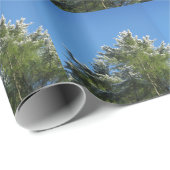 Papier Cadeau Pin à pointes de neige sur le ciel bleu (Coin rond)