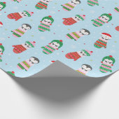 Papier Cadeau Pingouins de Noël mignons en mitaines bleu clair (Coin)