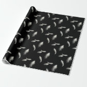 Papier Cadeau Plumes blanches sur noir (Déroulé)