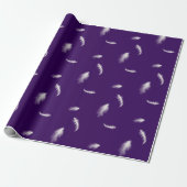 Papier Cadeau Plumes blanches sur violet (Déroulé)