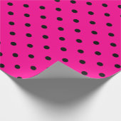Papier Cadeau Point Polka noir sur grand espace rose chaud (Coin)