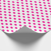 Papier Cadeau Point Polka rose chaud dans un espace blanc moyen (Coin)