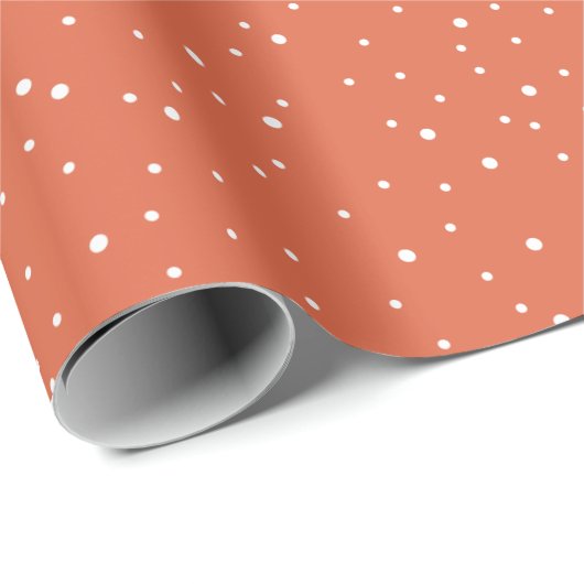 Papier Cadeau Points de neige rouge vif Whimsical Vacances Wrapp (Coin rond)