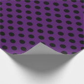 Papier Cadeau Pois noirs sur prune violette (Coin)