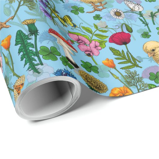 Papier Cadeau Poulets et fleurs sauvages sur le bleu bébé (Coin rond)