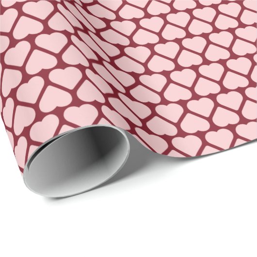 Papier Cadeau Rangées simples de petits cœurs roses sur fond rou (Coin rond)