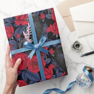 Papier Cadeau Ravages et roses avec des feuilles bleu foncé