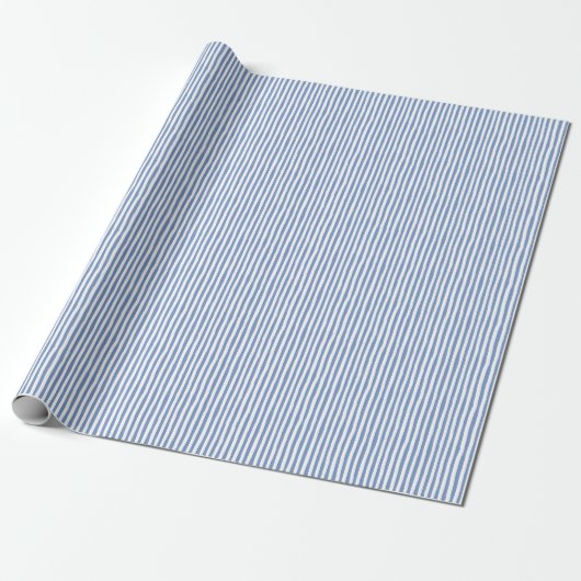 Papier Cadeau Rayures bancales bleu clair et blanc (Déroulé)