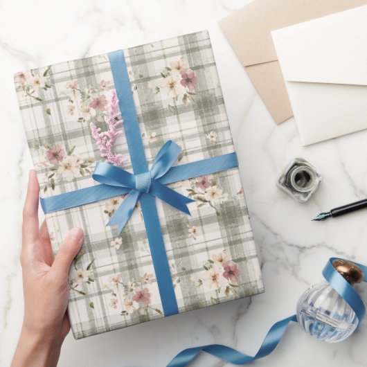 Papier Cadeau Rayures écossaises vertes bordeaux fleurs crème An (Cadeaux)