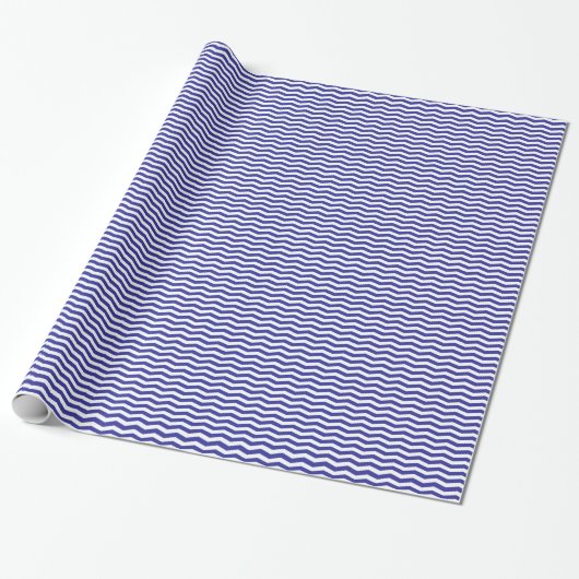 Papier Cadeau Rayures onduleuses de bleu marine et blanches (Déroulé)