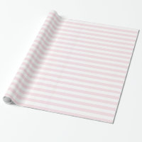 Rayures roses et blanches, fillette mignonne