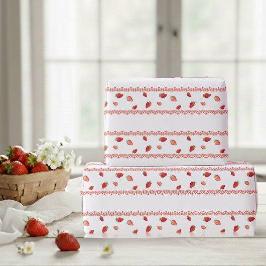 Papier Cadeau Red Lace Berry First Birthday 