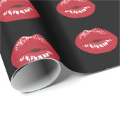 Papier Cadeau Red Lips Kiss Black Romantic Cadeau Envelopper (Coin rond)