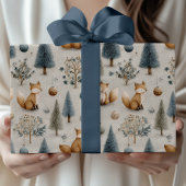 Papier Cadeau Renard rustique et sapin de Noël et Bauble en bleu