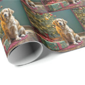 Papier Cadeau Retriever de Noël avec des cadeaux sous un arbre (Coin rond)