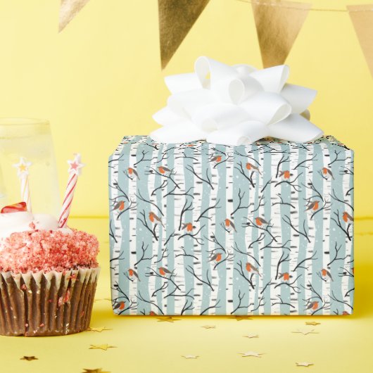 Papier Cadeau Robins européens sur bouleau d'argent dans la neig (Fête d'anniversaire)