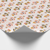 Papier Cadeau Rolled pink floral wrapping paper with a repeated (Coin)