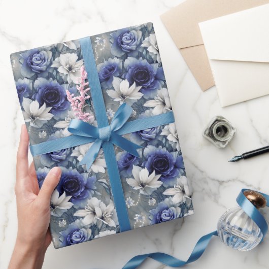 Papier Cadeau Roses et Lys Bleus et Blancs élégants (Cadeaux)