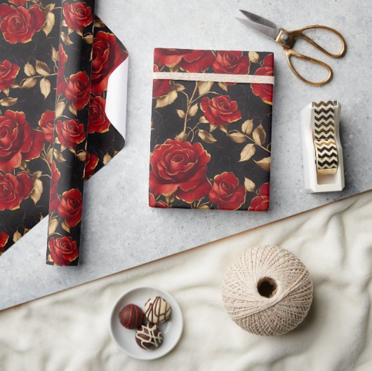 Papier Cadeau Roses rouges et dorées (Artisanat)