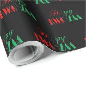 Papier Cadeau Rouge Noir Vert Kinara Typographie Joyeux Kwanzaa (Coin rond)