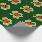 Papier Cadeau Shamrock vert Clover Ladybug motif Pois (Coin)