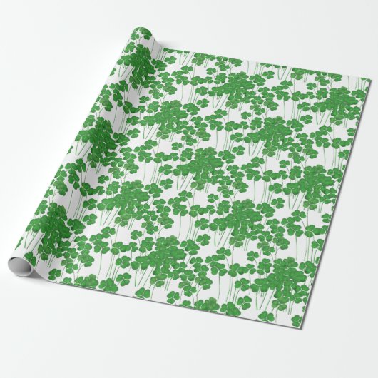 Papier Cadeau Shamrocks irlandais en blanc (Déroulé)