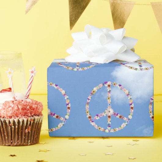 Papier Cadeau Signes De Paix Fleur Sur Le Ciel (Fête d'anniversaire)