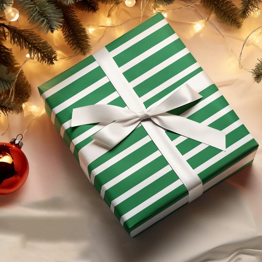 Papier Cadeau Simple Chic Motif Rayures Blanches Sur Fond Vert