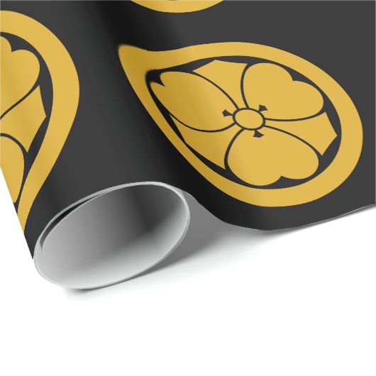 Papier Cadeau Sorcière en bois avec épées en cercle 1 (Coin rond)