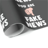 Papier Cadeau Sourcissement Du Sarcasme Vous Êtes Une Fausse Off (Coin rond)