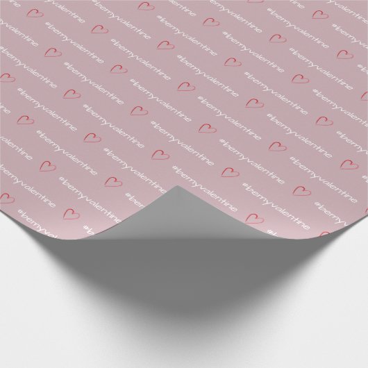 Papier Cadeau Soyez Mon Valentine Minimal Coeurs Rose Monogramme (Coin)