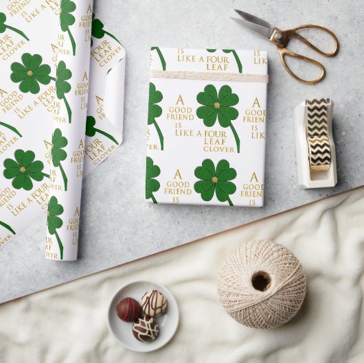 Papier Cadeau St. Patrick's Day Four Leaf Clover Friends Motif (Artisanat)
