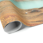 Papier Cadeau Surreal UFO Above Mountain Lake with Planets (Coin rond)