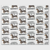 Papier Cadeau Teckel facilement distrait par les saucisses (Plat)