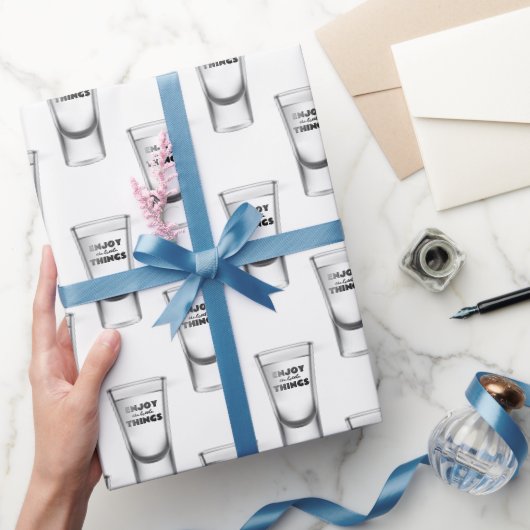 Papier Cadeau Tirer Des Glaces Sur Du Blanc Avec Du Texte (Cadeaux)