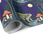 Papier Cadeau Toad Foraging Toadstools In A Moonlit Woodland  (Coin rond)