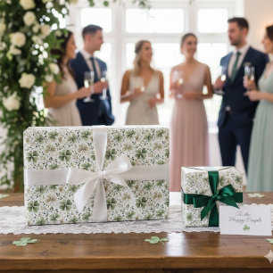Papier Cadeau Trèfles de Shamrock en fleurs à l'aquarelle vert a