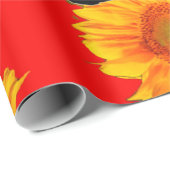 PAPIER CADEAU TROIS OISEAUX NOIRS DANS DES DOMAINES DE TOURNESOL (Coin rond)